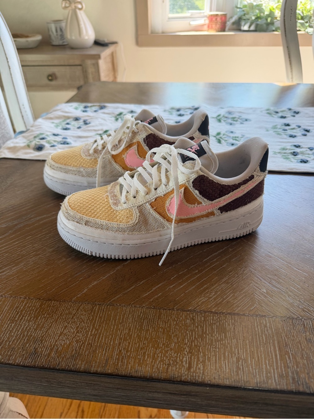 Nike Low-Top Sneakers in Pink, Yellow & Brown, only worn 1 time.